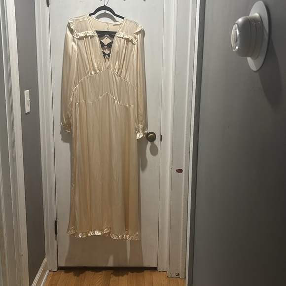 New DOEN Lorelei silk dress - Picture 2 of 10